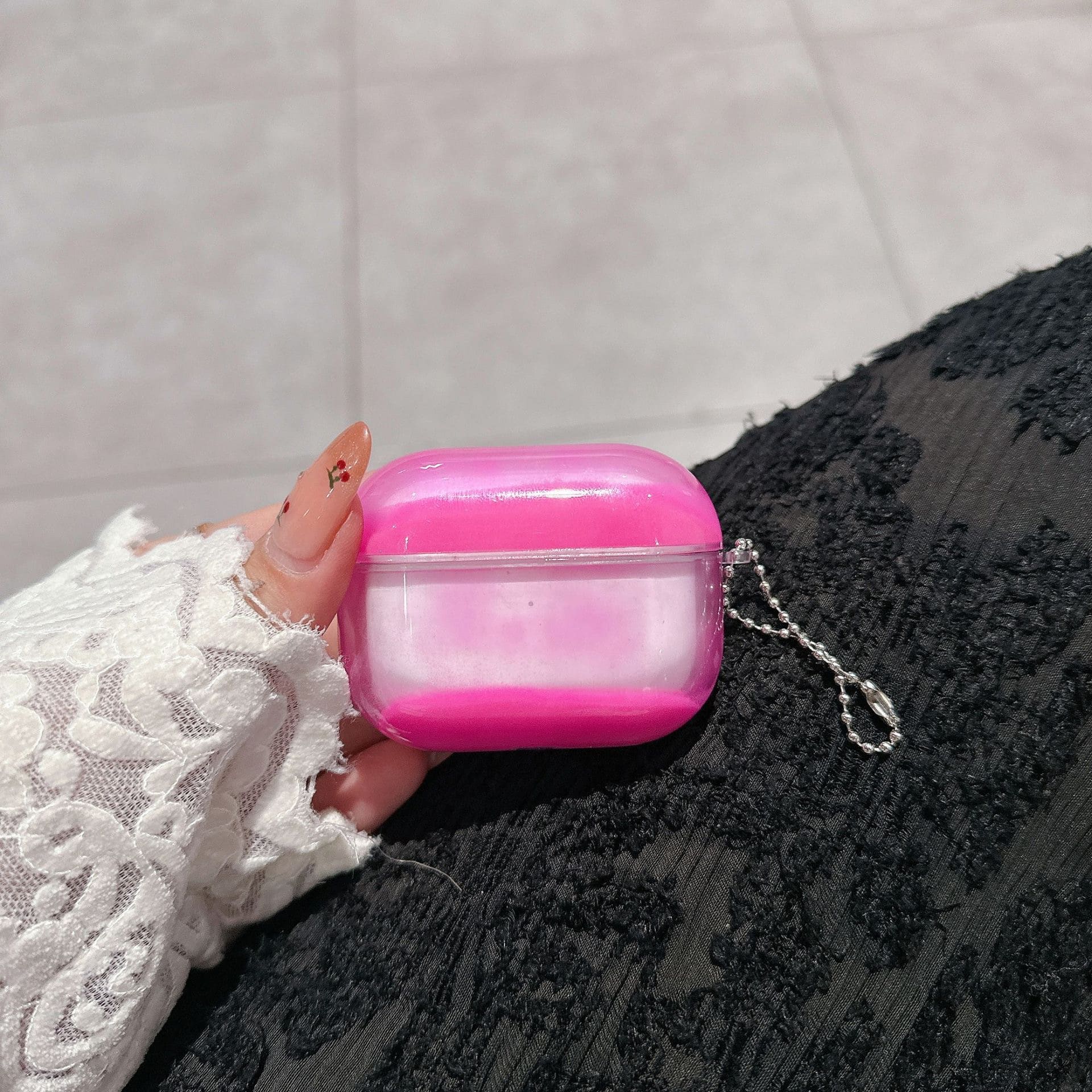 Parlayan AirPods Kulaklık Kılıfı – Floresan Quicksand Sıvı Parlak Kum Kılıf - Bi Elma
